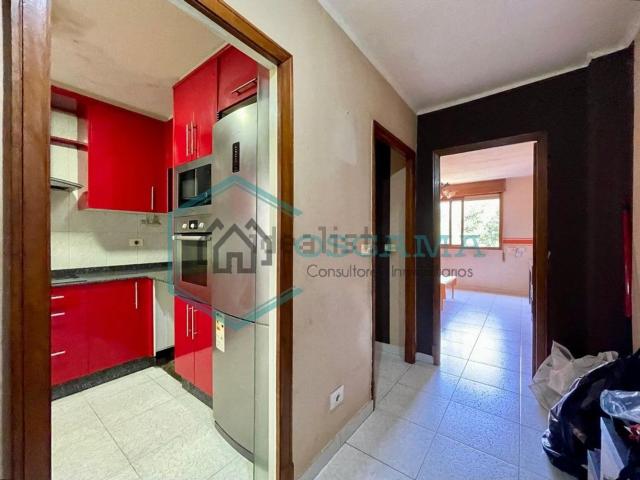 Piso en venta en Teis, Vigo