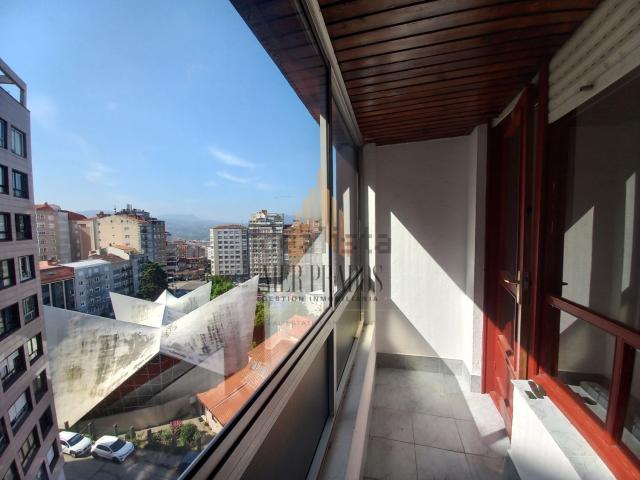 Piso en venta en Lavadores, Vigo
