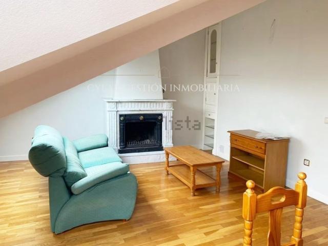 Ático en alquiler en Centro, Salamanca