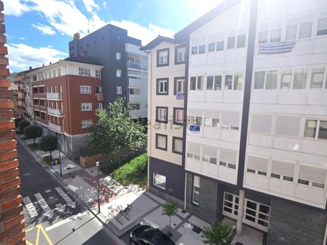 Piso en venta en Urretxu, Guipúzcoa