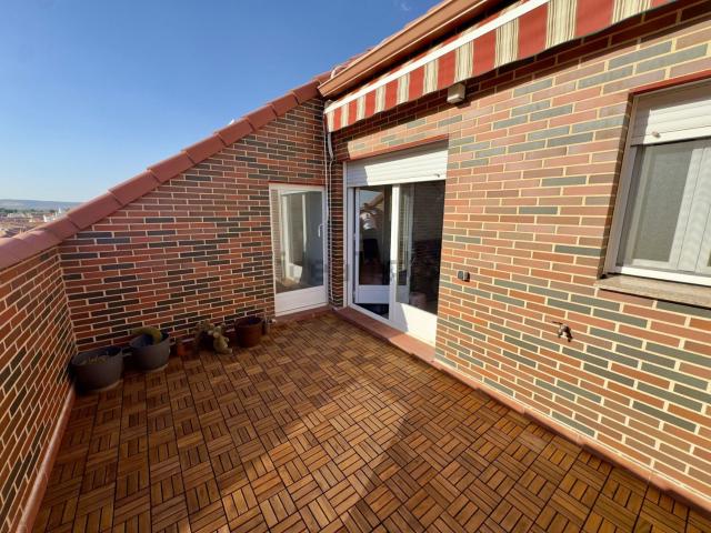 Ático en venta en Valdepeñas, Castilla-La Mancha
