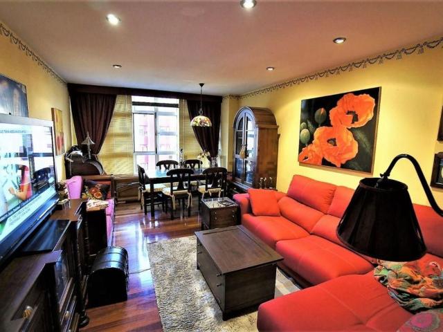 Dúplex en venta en Oviedo, El Vallobín