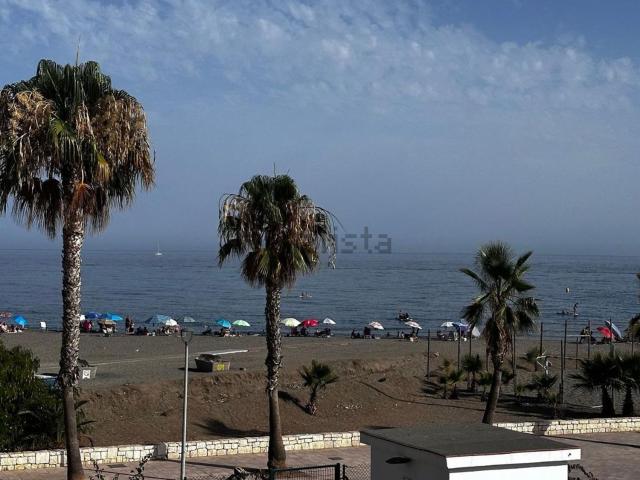Piso en alquiler en Caleta de Vélez, La Axarquía