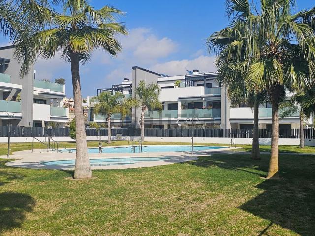 Ático en alquiler en Caleta de Vélez, La Axarquía