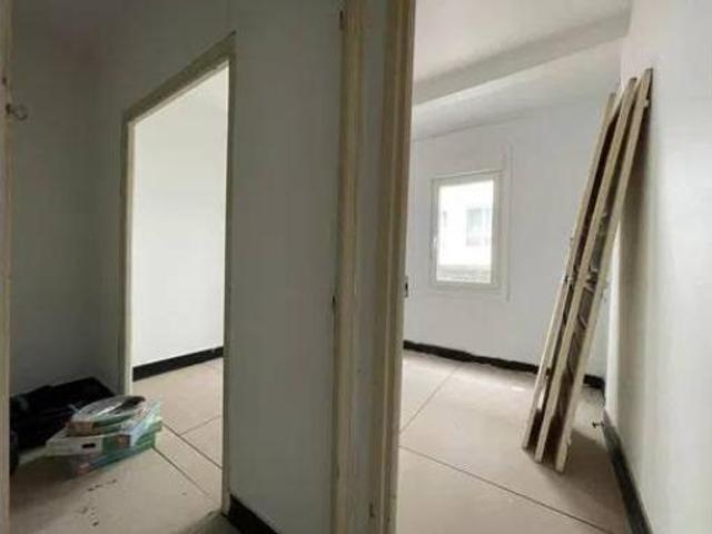 Piso en venta en As Lagoas, A Coruña
