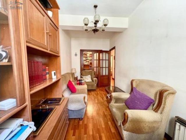 Piso en venta en Os Mallos, A Coruña