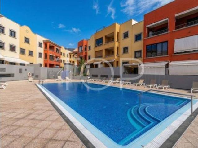 Piso en venta en Los Olivos, Adeje