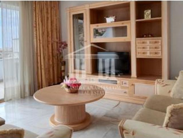 Piso en venta en San Eugenio Alto, Adeje