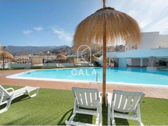 Piso en venta en San Eugenio Alto, Adeje