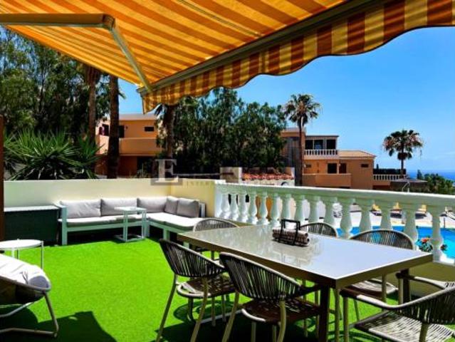 Piso en venta en San Eugenio Alto, Adeje