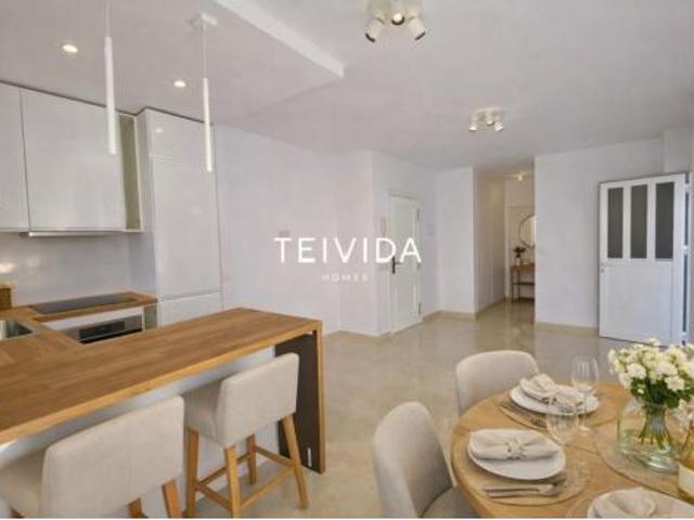 Piso en venta en La Postura, Adeje
