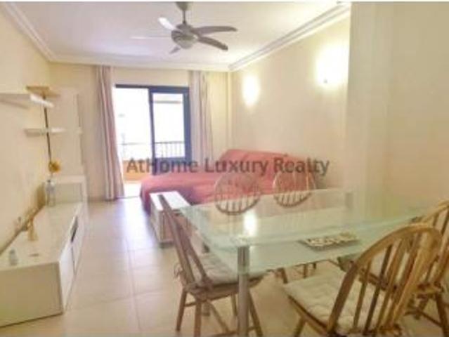 Piso en venta en Los Olivos, Adeje