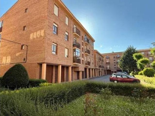 Piso en venta en Barrio de Jóse Gómez Briz, Aguilar De Campoo