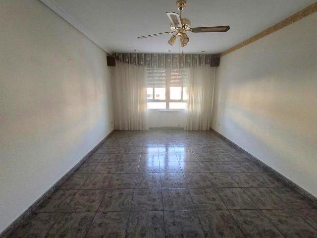 Piso en venta en La Dehesica, La Roda