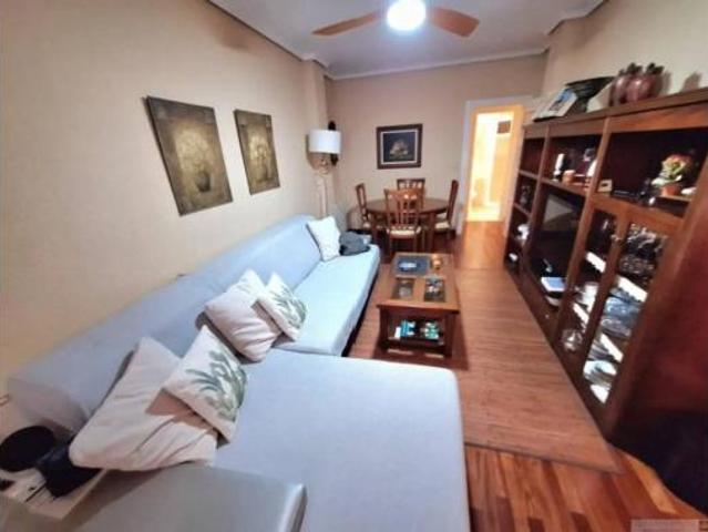 Piso en venta en Distrito 2, Albacete