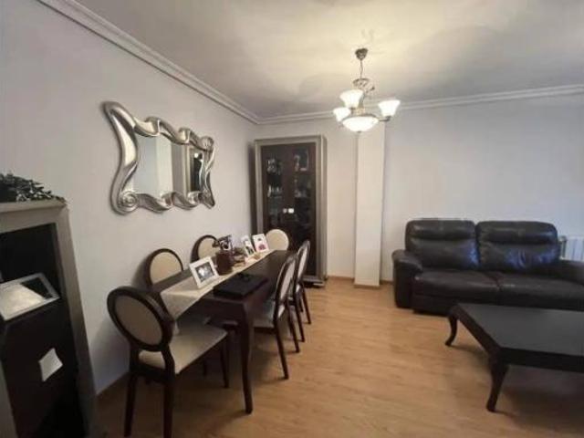Piso en venta en Distrito 2, Albacete