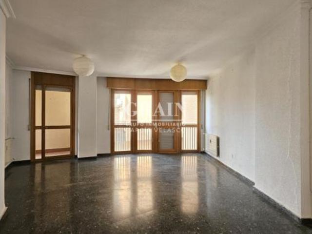 Piso en venta en Albacete, Villacerrada-Centro