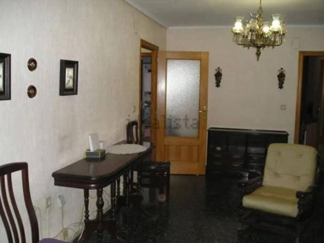 Piso en venta en Distrito 2, Albacete