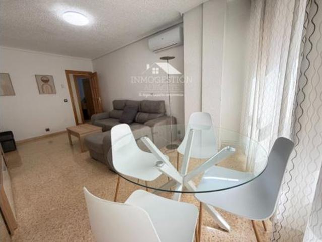 Piso en venta en Distrito 2, Albacete