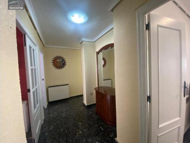 Piso en venta en Distrito 5, Albacete