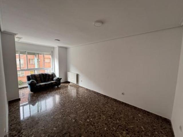 Piso en venta en Distrito 5, Albacete