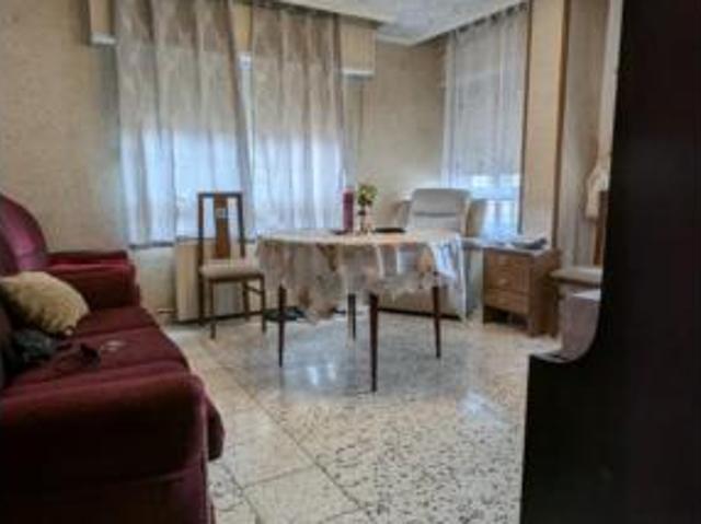 Piso en venta en Distrito 2, Albacete
