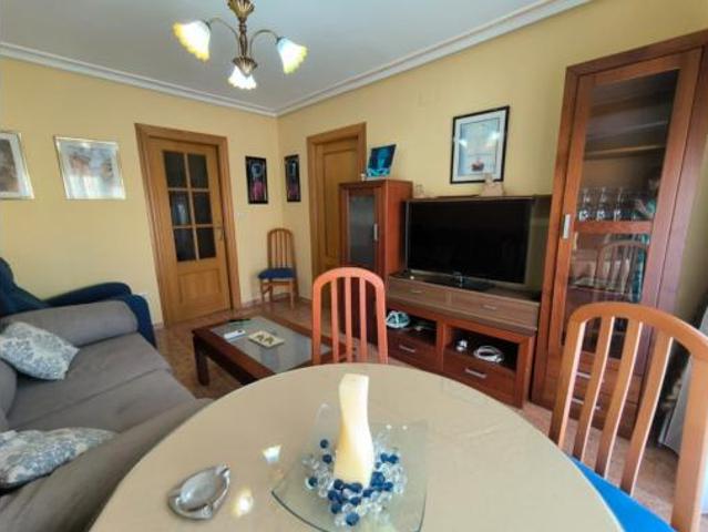 Piso en venta en Distrito 2, Albacete