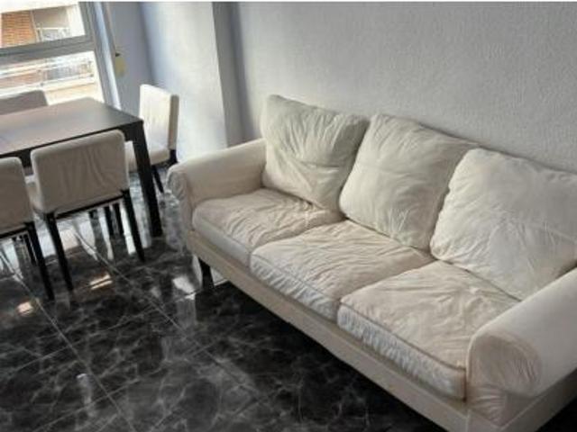 Piso en venta en Distrito 2, Albacete