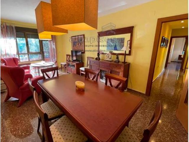 Piso en venta en Distrito 4, Albacete