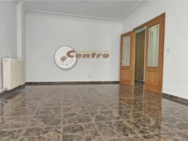 Piso en venta en Distrito 4, Albacete