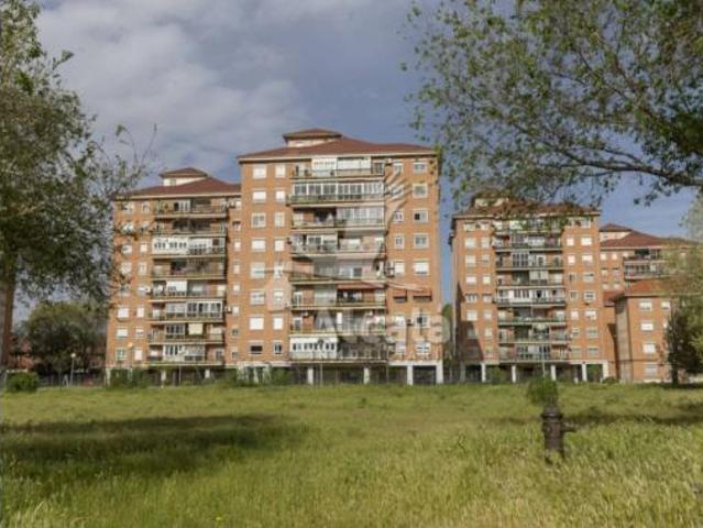 Piso en venta en Distrito V, Alcalá De Henares