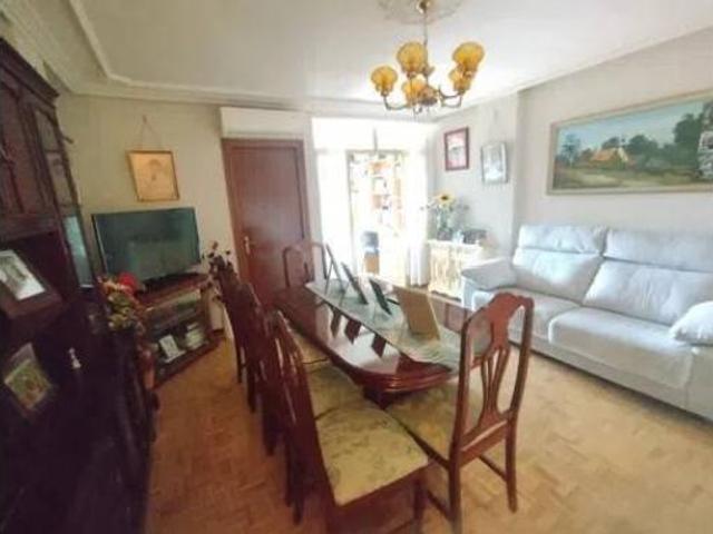 Piso en venta en Distrito V, Alcalá De Henares