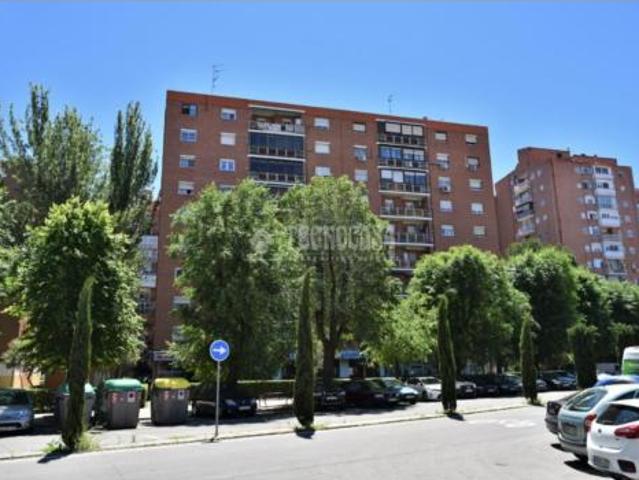 Piso en venta en Distrito V, Alcalá De Henares
