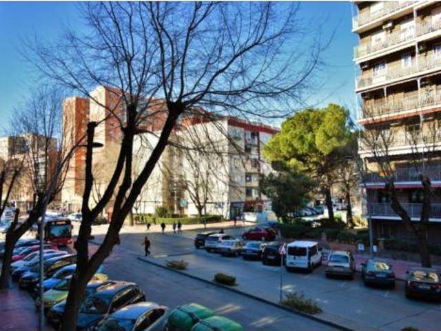 Piso en venta en Distrito V, Alcalá De Henares