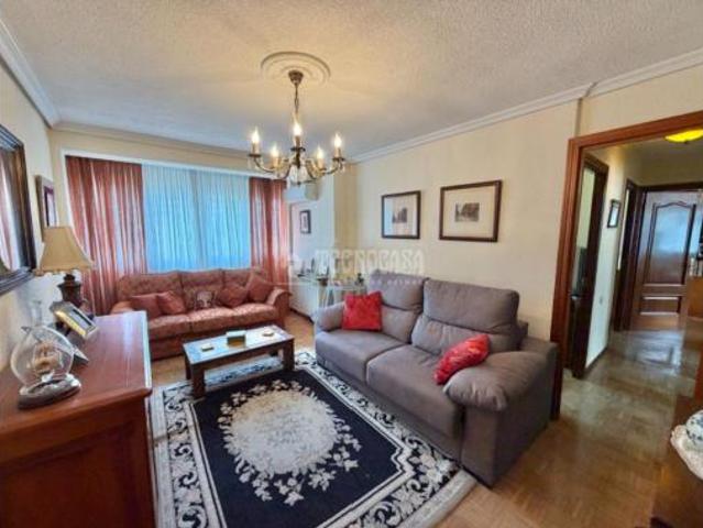 Piso en venta en Distrito II, Alcalá De Henares