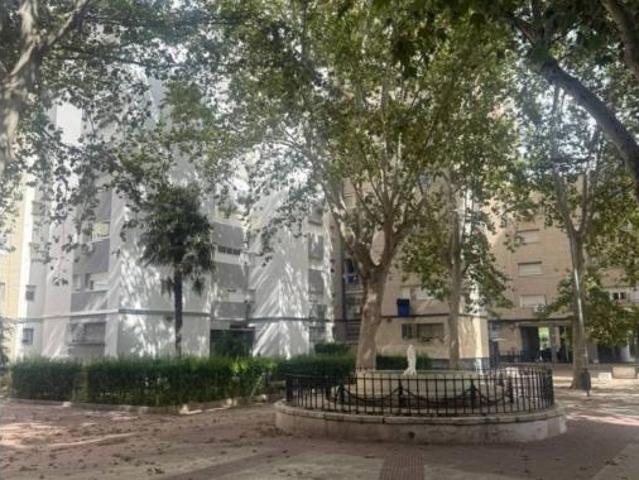 Piso en venta en Alcalá De Henares, Reyes Católicos