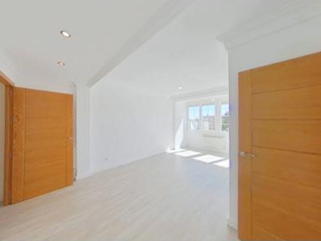 Piso en venta en Valdelasfuentes, Alcobendas