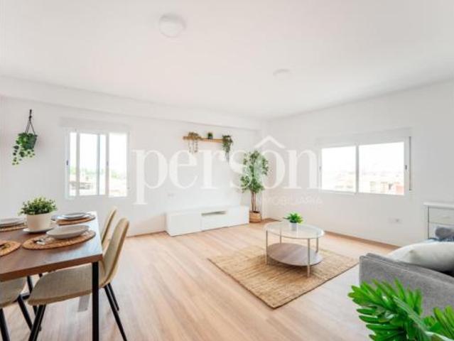 Piso en venta en Aldaia, València / Valencia