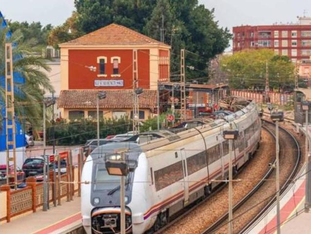 Piso en venta en l'Horta Sud, Valencia