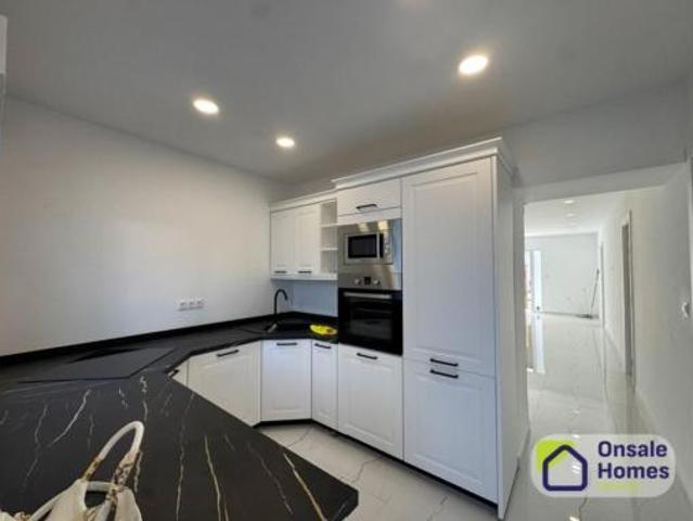 Piso en venta en Barrio de San Antón, Valle del Guadalhorce
