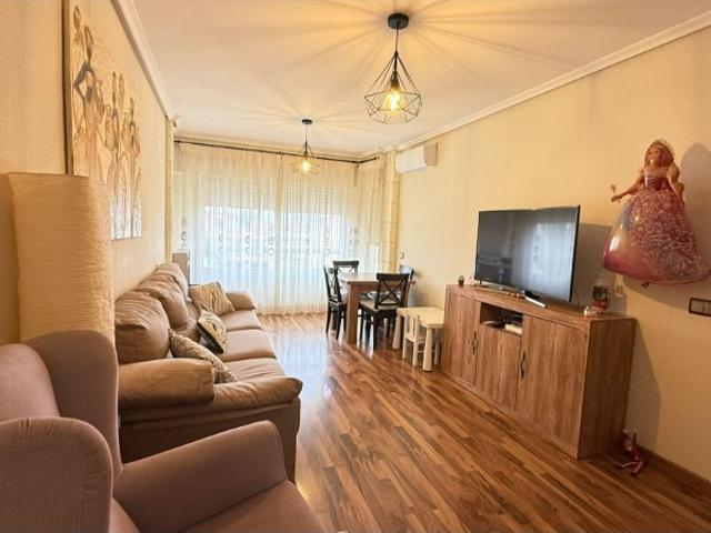 Piso en venta en San Miguel de Salinas