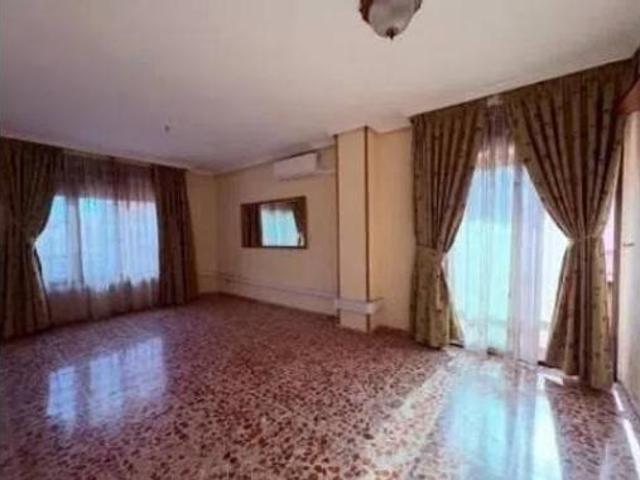 Piso en venta en Benalúa, l'Alacantí