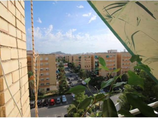 Piso en venta en Quatre-centes Vivendes, Alacant / Alicante