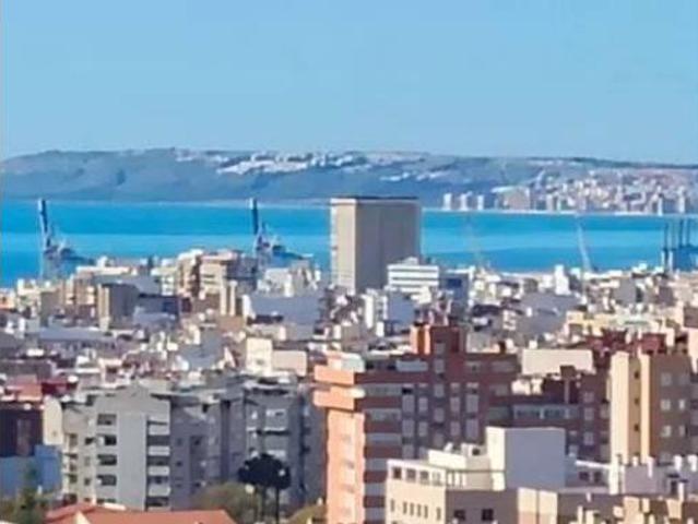 Piso en venta en Quatre-centes Vivendes, l'Alacantí