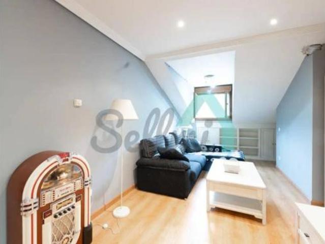 Piso en venta en El Pino, Aller