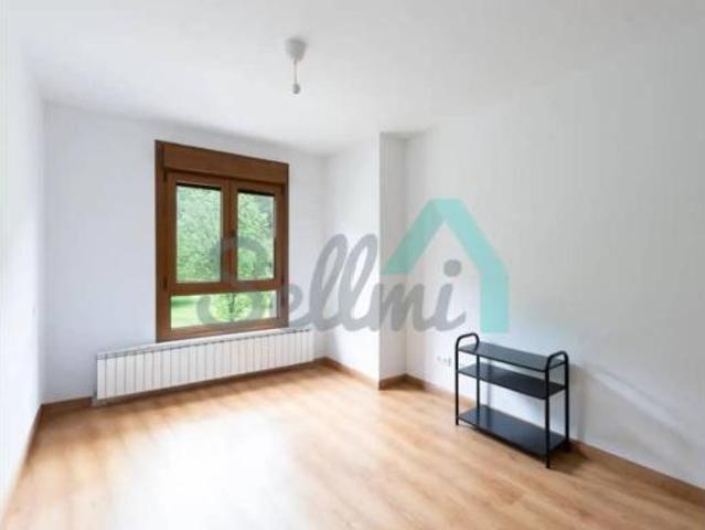 Piso en venta en El Pino, Aller