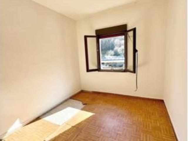 Piso en venta en L'Oyanco, Aller