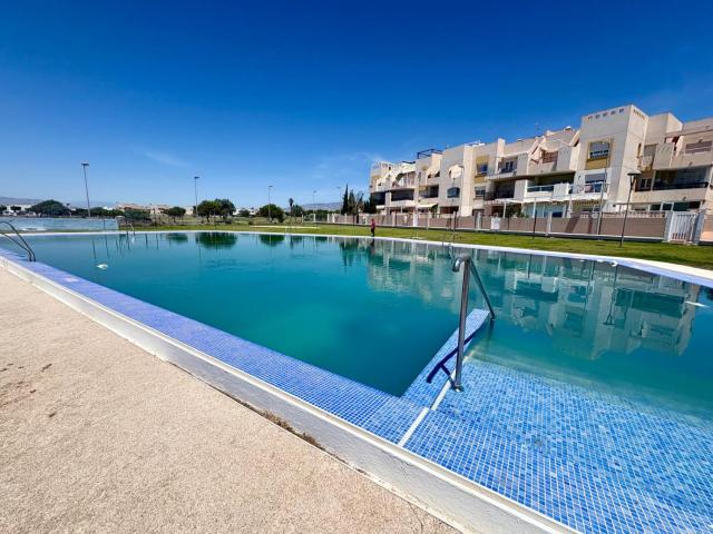 Piso en venta en Retamar, Almería
