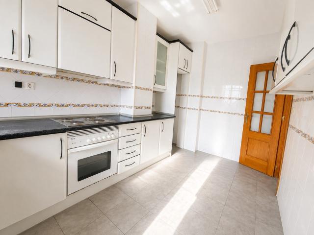 Piso en venta en San Luis, Almería