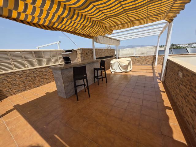 Piso en venta en Retamar, Almería